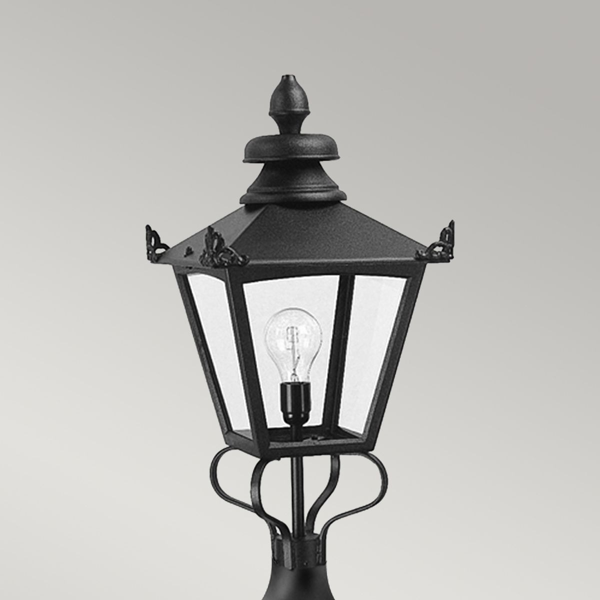 Grampian Vintage-Style Outdoor Pedestal Lantern
