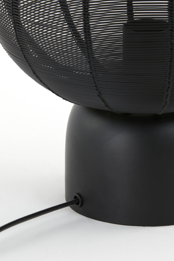 Elegant Suneko Matte Black Table Lamp – Ø25x34 cm