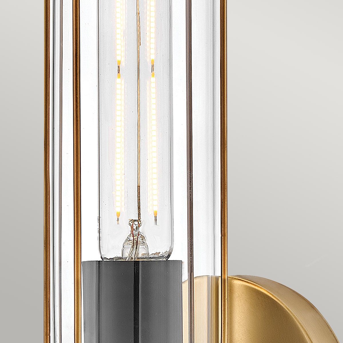 Masthead 1lt Wall Light Heritage Brass & Black