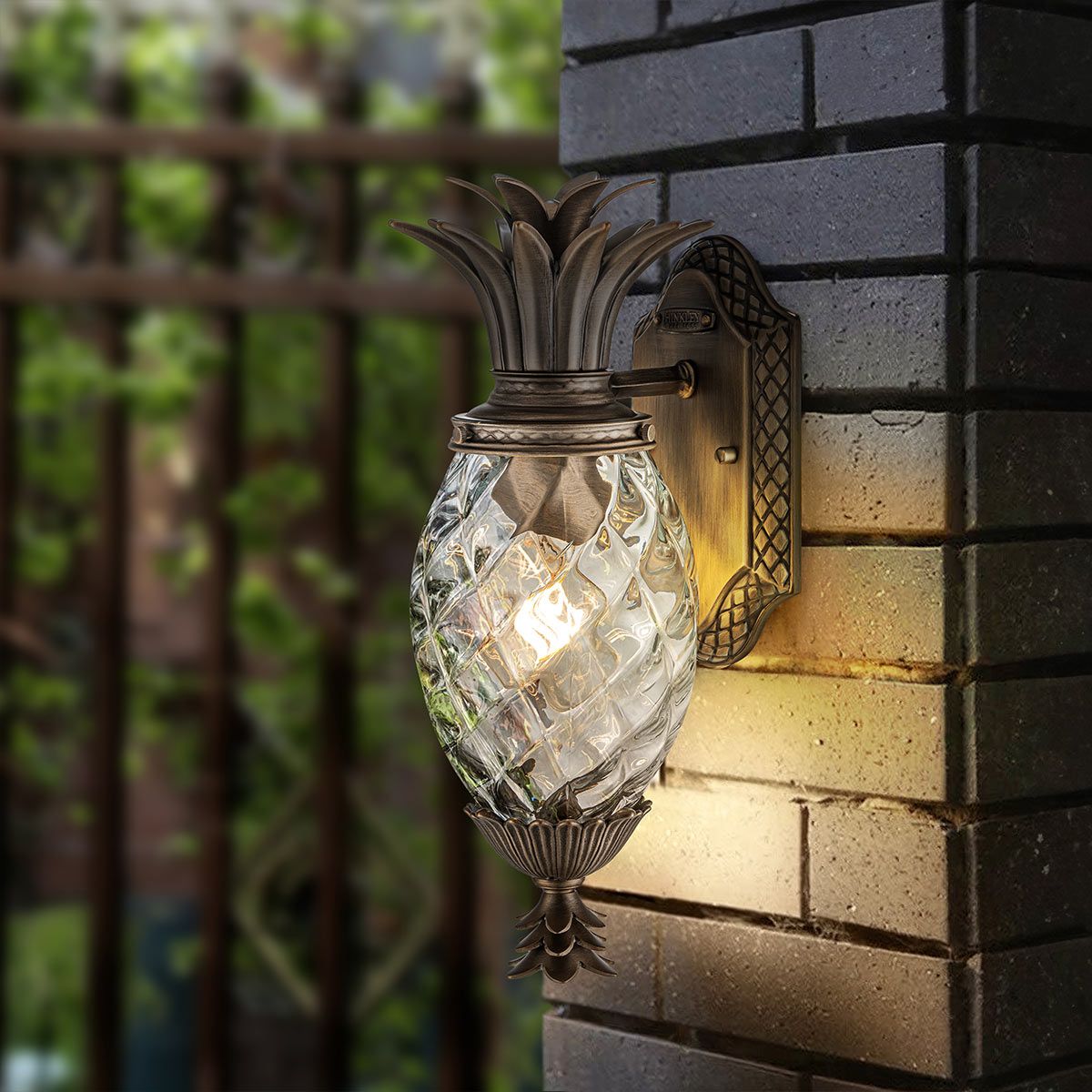 Plantation 1lt Small Wall Lantern Burnished Bronze