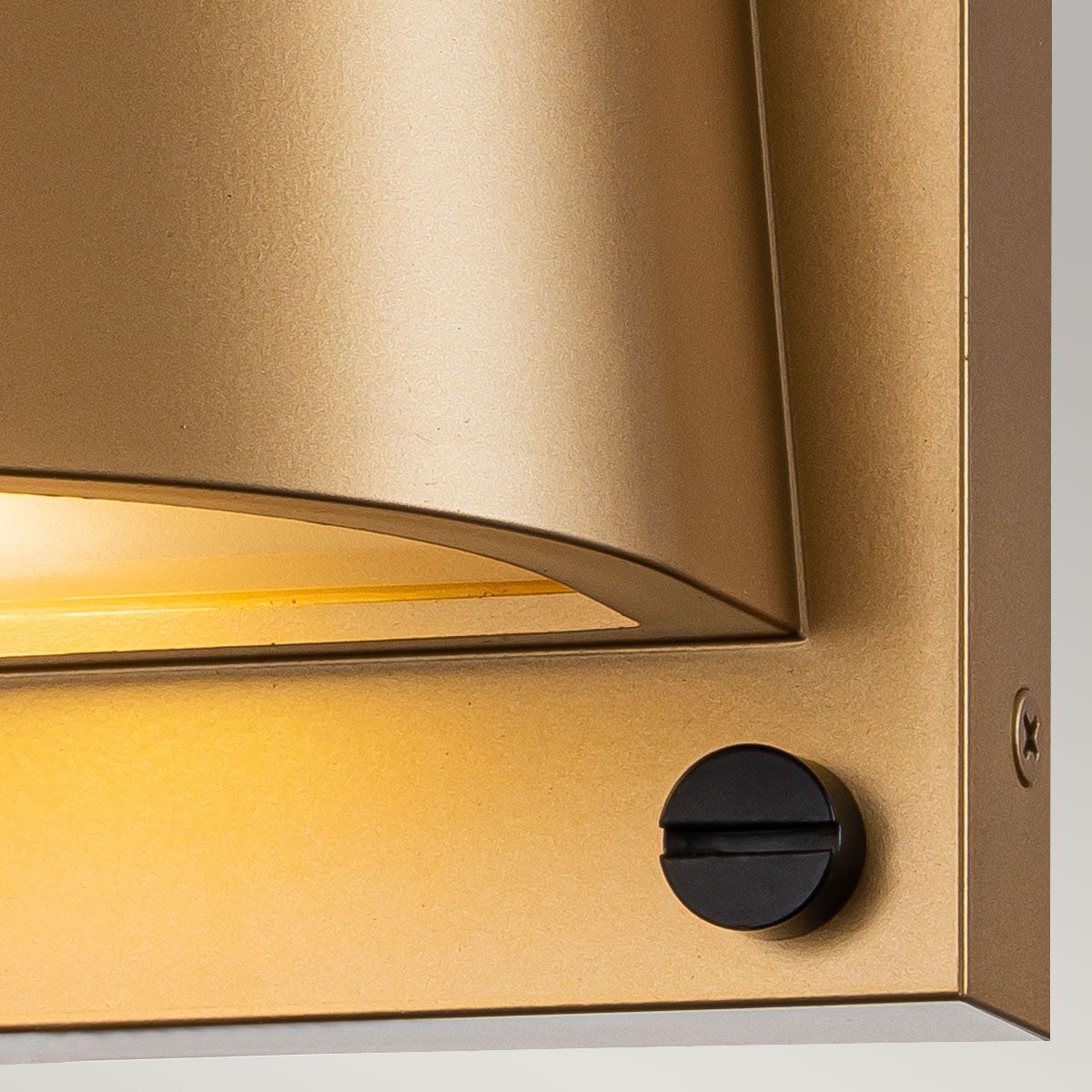 Scout 1lt Small Wall Light Painted Heritage Brass