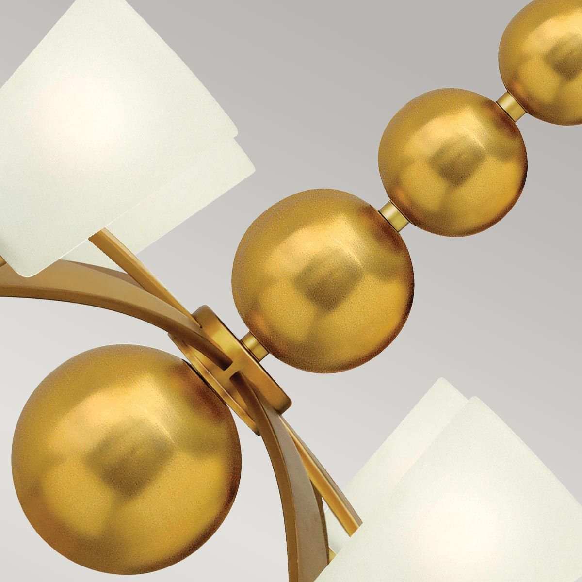 Zelda 8-Light Mid-Century Modern Chandelier in Vintage Brass