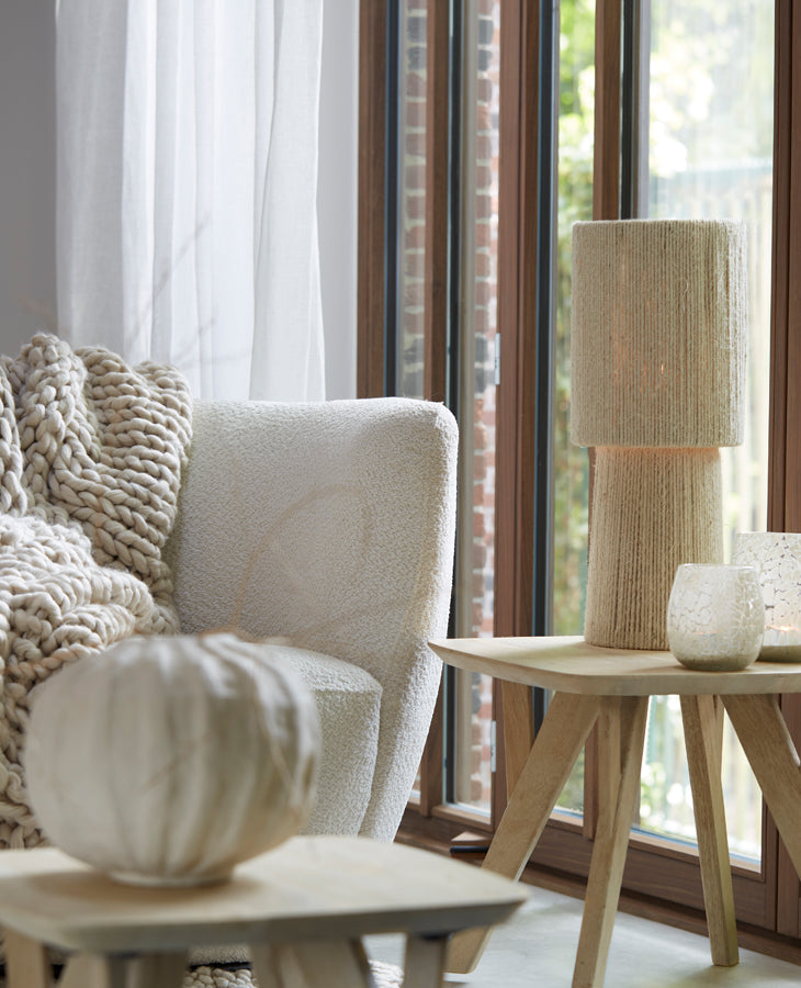 Elegant Cream Jute Table Lamp (21.5x54.5 cm)