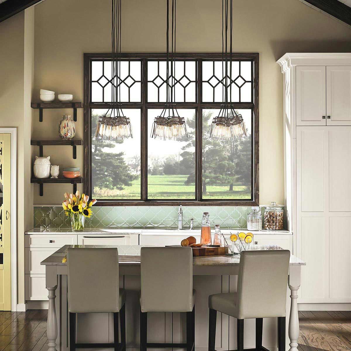 Brinley Vintage 6-Light Mason Jar Pendant Chandelier in Olde Bronze