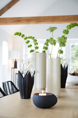 Elegance in Ebony: Alka Ceramics Tealight Holder 16x16x9 cm