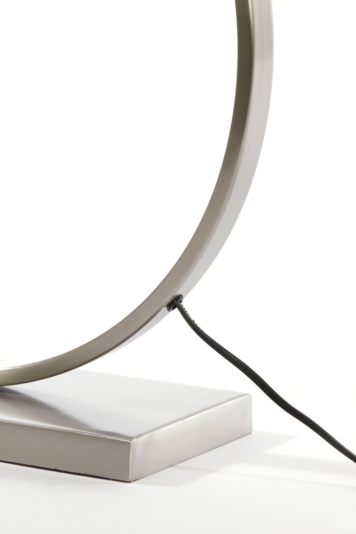 Elegant Satin Nickel Lamp Base, 50x15x57 cm - Liva Collection