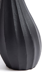 Elegant Nyoko Black Candle Holder 11x11x26 cm