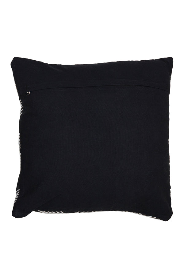 Title: Chic Mackey Cushion in Classic Black & Beige - 45x45 cm