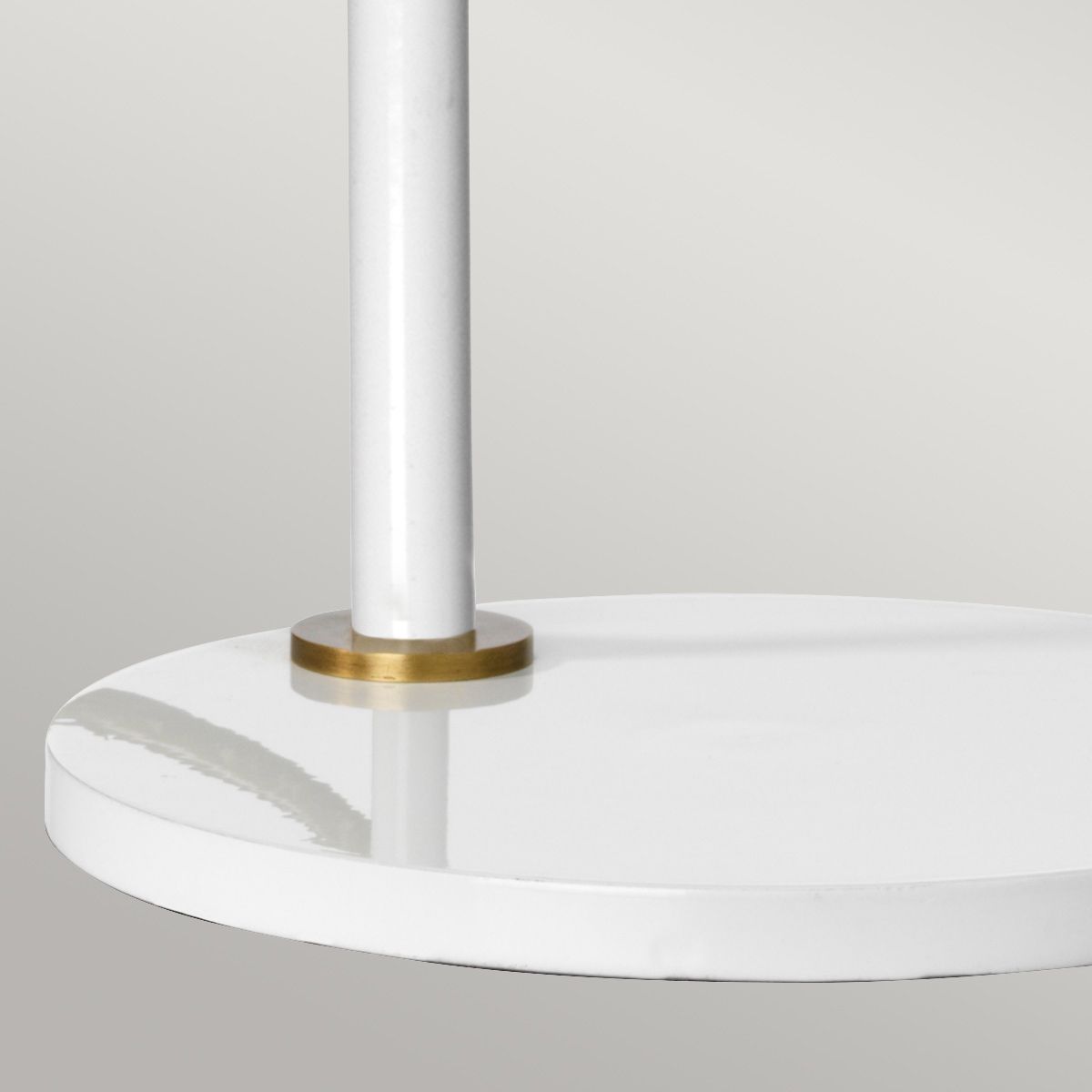 Refined Quinto Table Lamp in Sleek White and Elegant Aged Brass Finish