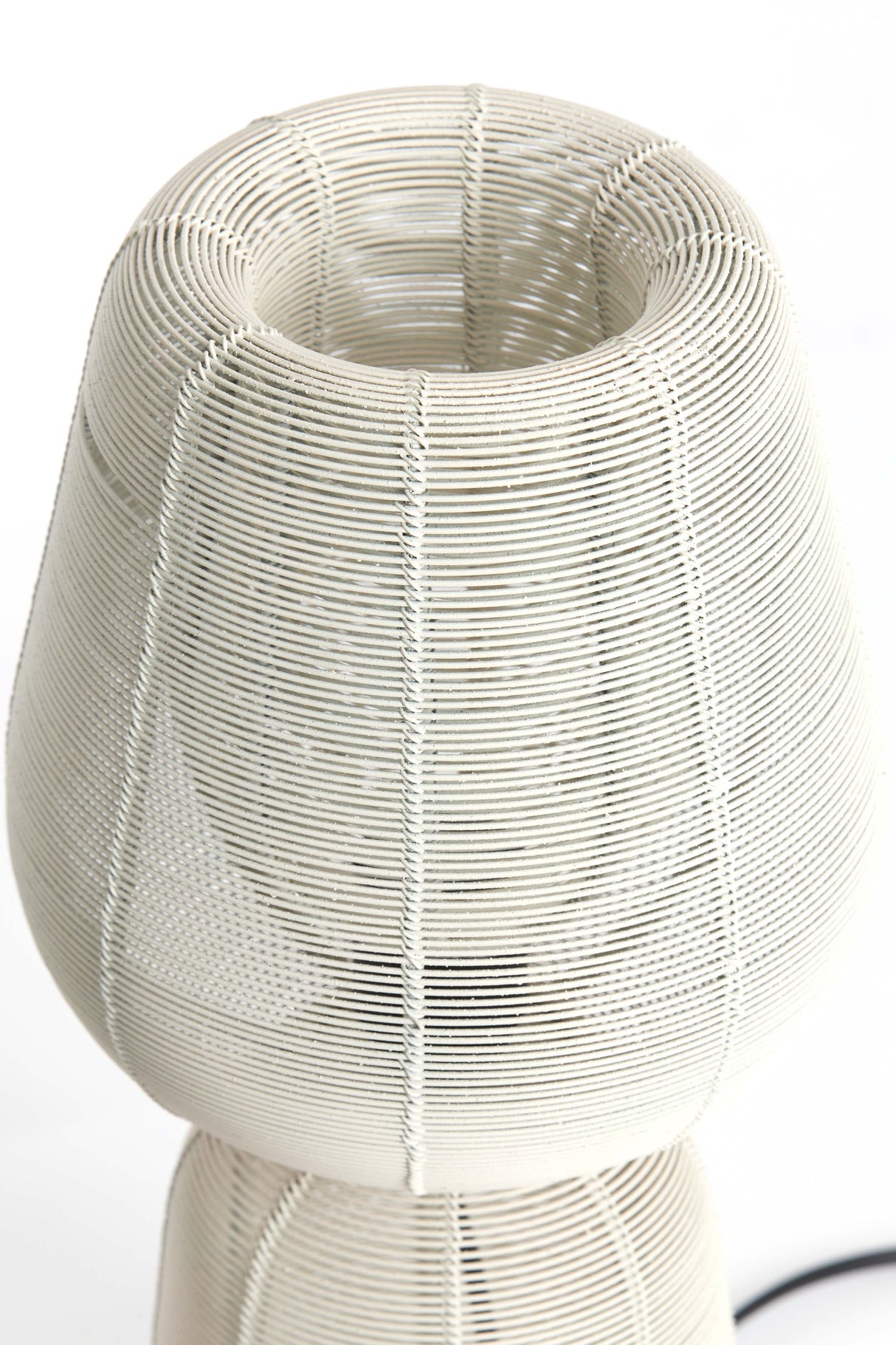 Cream Elegance: Aboso Table Lamp Ø18x42 cm