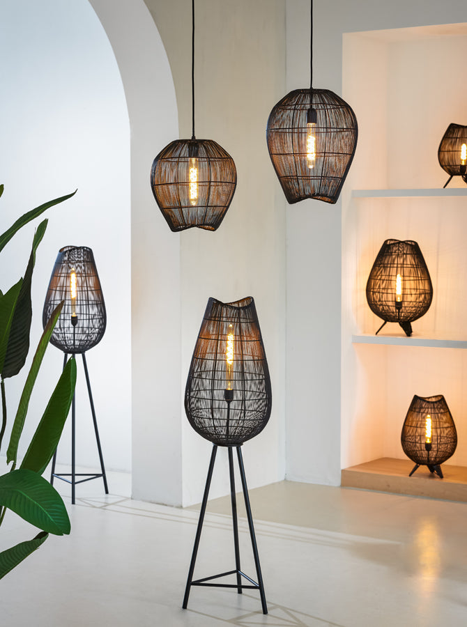 Sleek Yumi Black Table Lamp, 28x37 cm