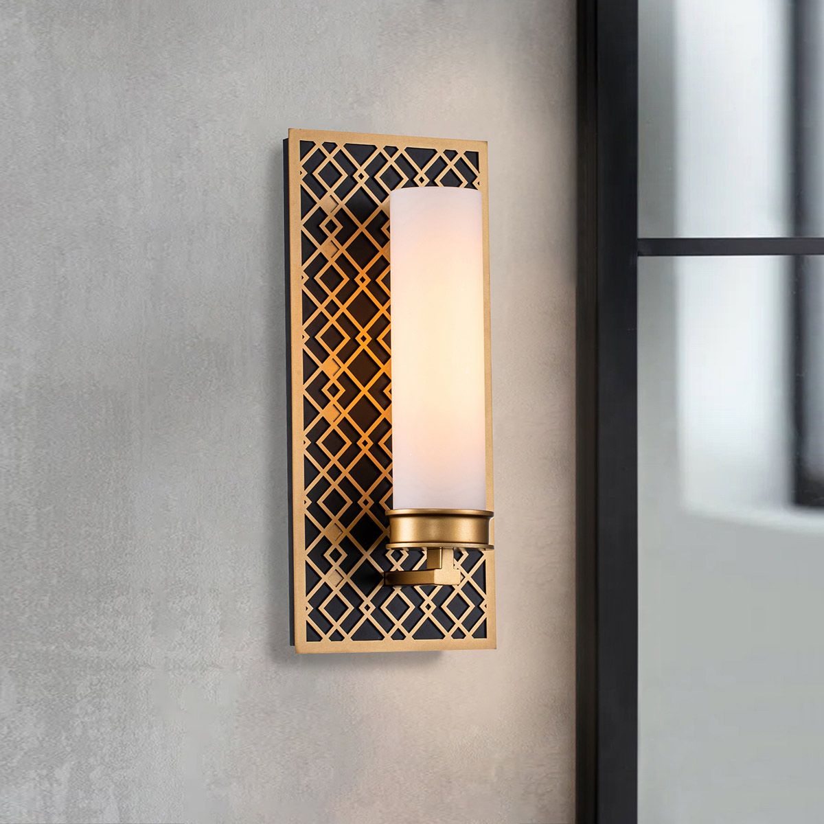 Ziggy 1lt Wall light - Lacquered Gold Lacquered Gold