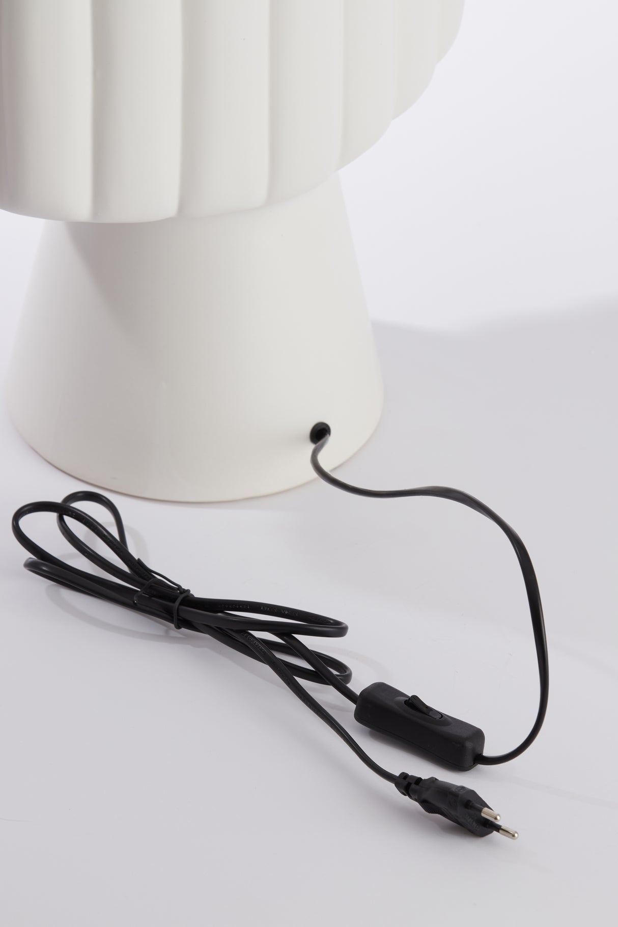 Sculptural Matt Cream Ceramic Lamp Base, 29.5x18.5x49 cm